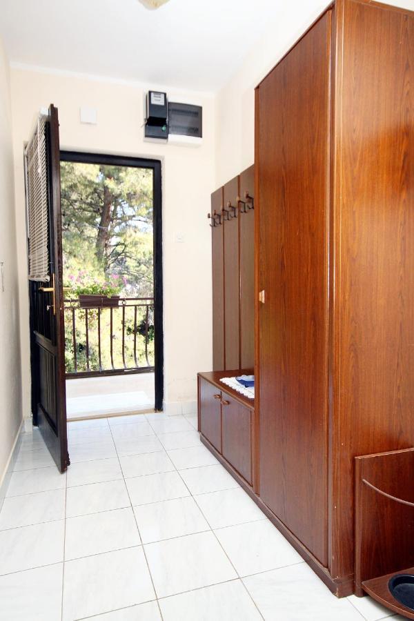 Apartments By The Sea Brgulje, Molat - 6241 מראה חיצוני תמונה
